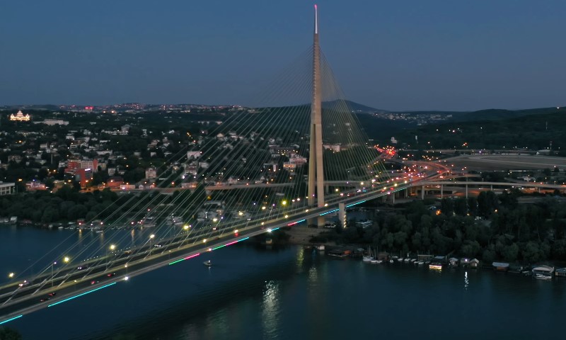 Most na Adi, slika iz drona